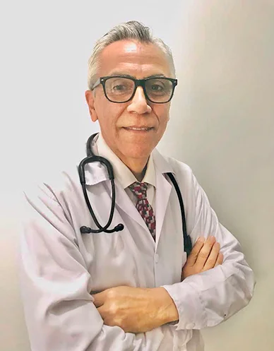 Doctor especializado en neurologia del consultorio medico TuAura